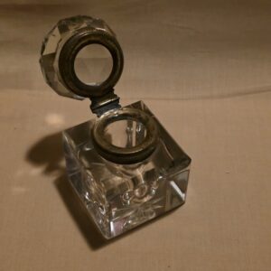 Alternative view of Encrier en cristal petit modèle