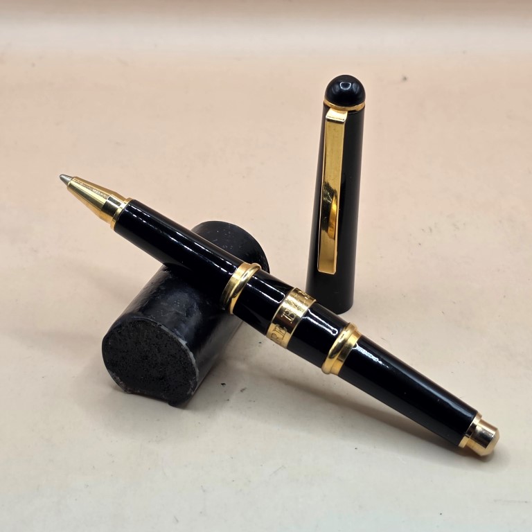 Stylo bille Pierre Balmain