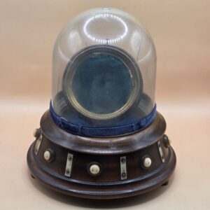 Alternative view of Cloche de présentation pour montre gousset