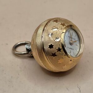 Montre pendentif Ravella