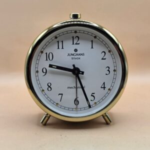 Alternative view of Réveil Junghans trivox