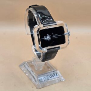 Montre "by Essex" à heure sautante avec mouvement visible noir