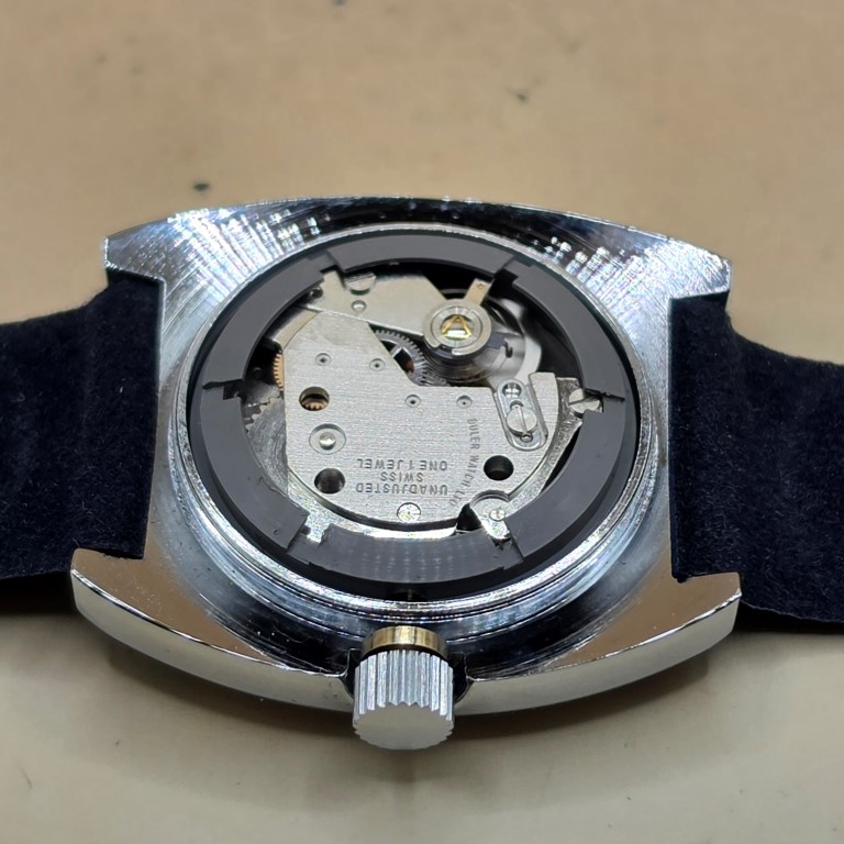 Montre Buler Supernova à heure sautante – Image 6