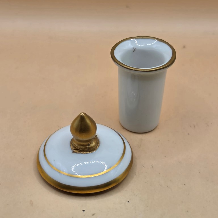 Encrier en porcelaine de Meissen – Image 7